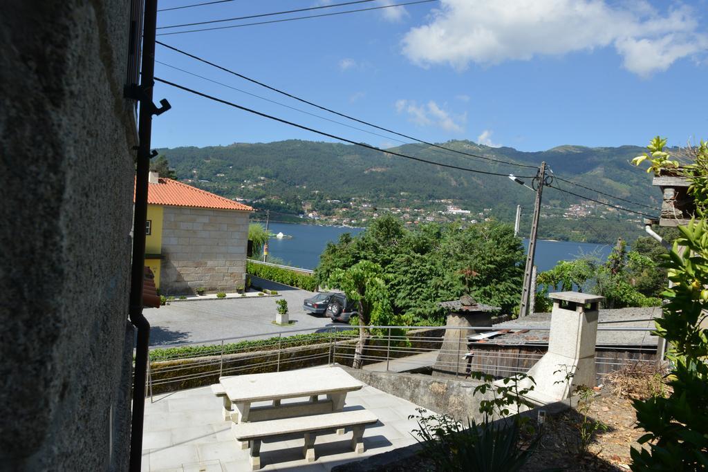 Al Vivenda Romantica Geres Exteriör bild